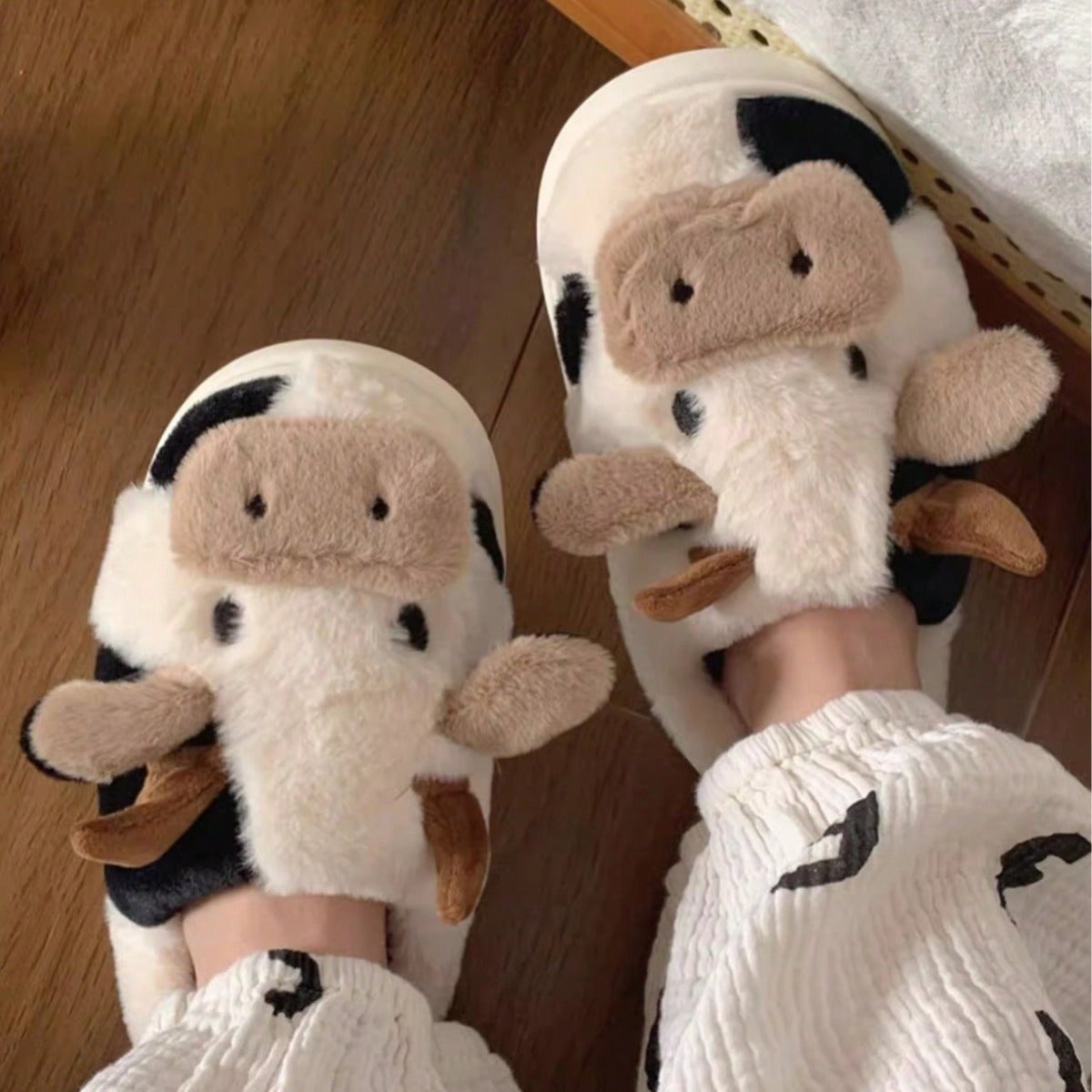 Fluffy Cow Slippers | Cozy Cow Plush Slippers - Goodlifebean product_type