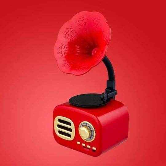 Vintage Gramophone Bluetooth Speaker
