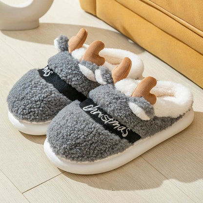 Santa's Snuggle Warm Fuzzy Slippers - Goodlifebean