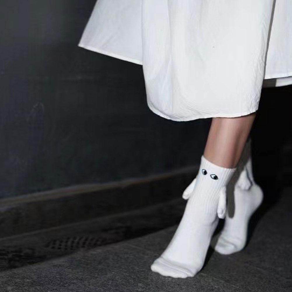 Hand In Hand Magnetic Holding Hands Socks - Goodlifebean