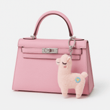 Alpi das Alpaka | Kawaii Plüsch Alpaka Taschenanhänger | Lil Beans Schlüsselanhänger