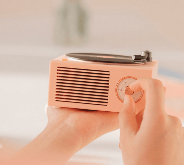 Shop Retro Vinyl Bluetooth Speaker - Goodlifebean Giant Plushies