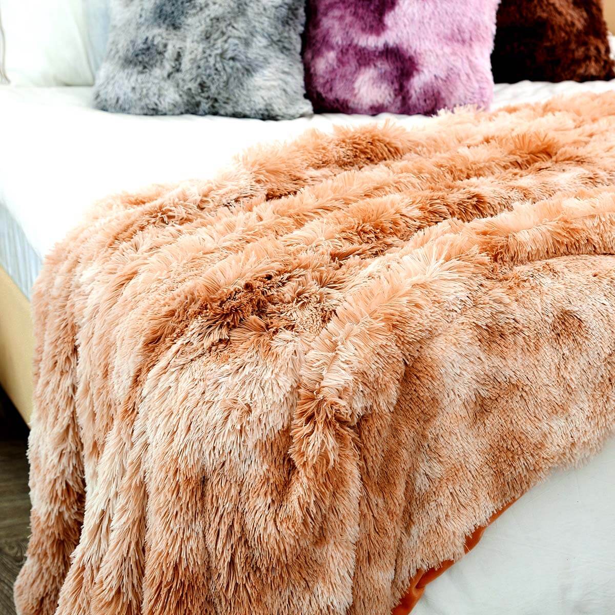 Shop Soft Plush Throw blanket - Goodlifebean Giant Plushies