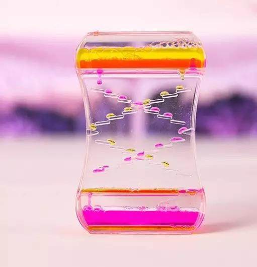 Satisfying Hourglass Display - Goodlifebean